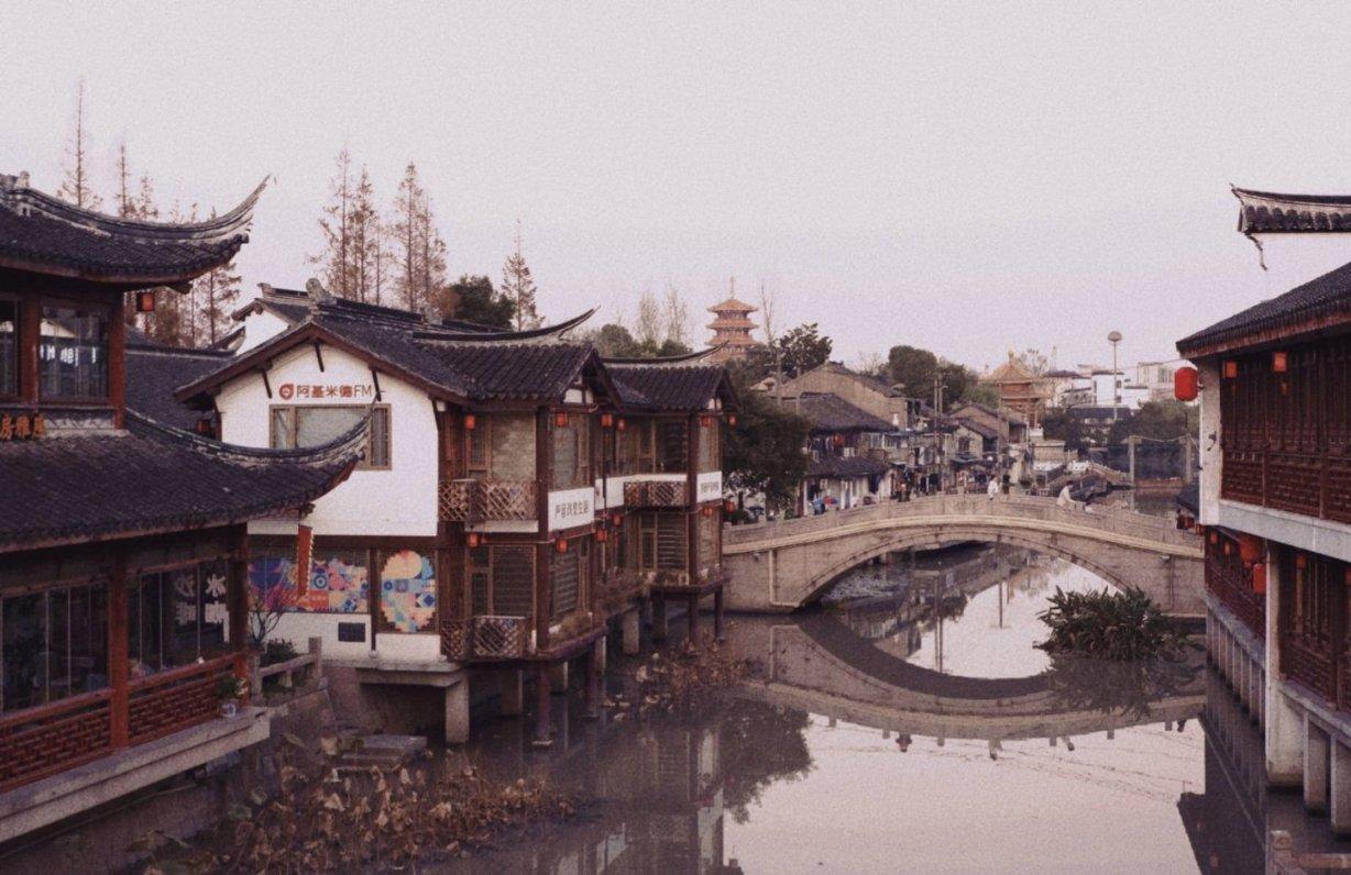要不你有空结个婚+我想吃席是什么意思？游戏画面